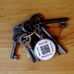 backstiQR klíčenka