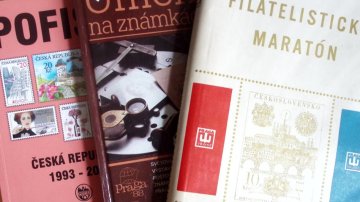 Katalogy, literatura